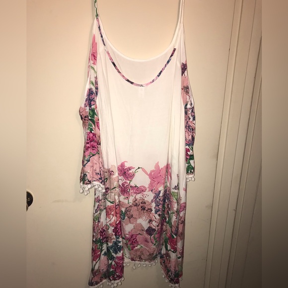 Tops - White Floral Cold-Shoulder Plus Size Top with Pom Trim